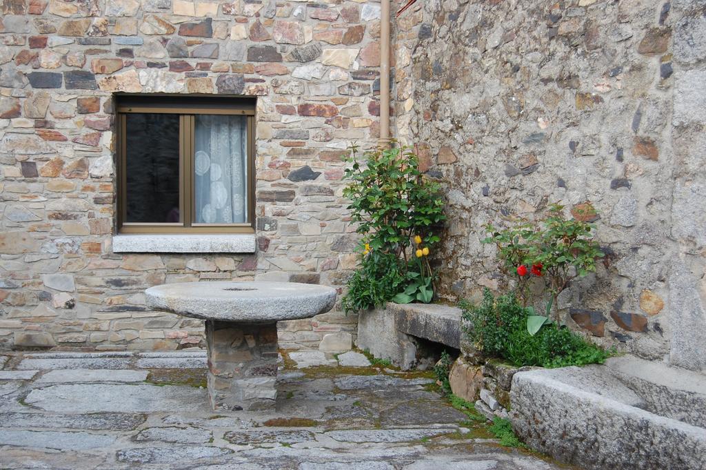 Casa Rural La Cuadraa Linares de Riofrío Dış mekan fotoğraf