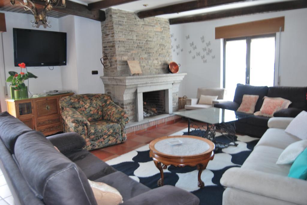 Casa Rural La Cuadraa Linares de Riofrío Dış mekan fotoğraf