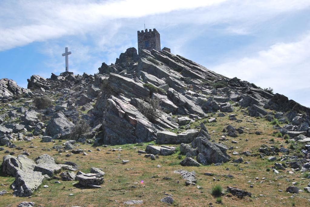 Casa Rural La Cuadraa Linares de Riofrío Dış mekan fotoğraf